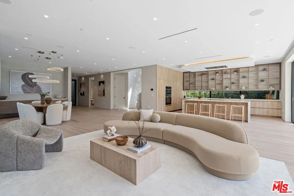 6638 Lindenhurst Ave., Los Angeles, California 90048 home-pic-4